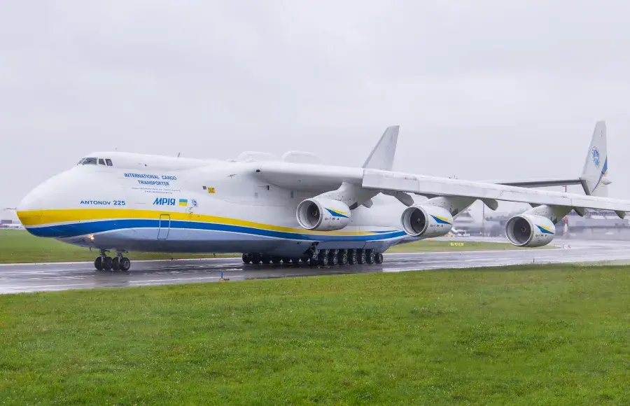Antonov An-225